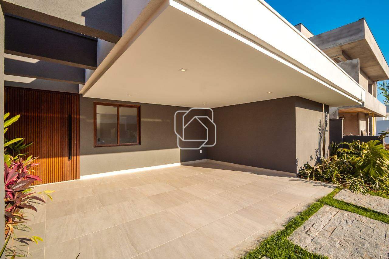 Casa de Condomínio à venda em Indaiatuba - SP - Jardim Villa Sapezal: Garagem