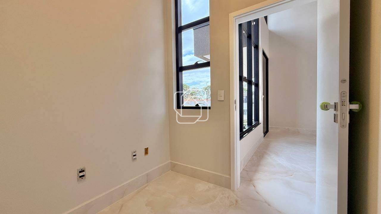 Casa de Condomínio à venda em Indaiatuba - SP - Jardim Villa Sapezal: Escritório