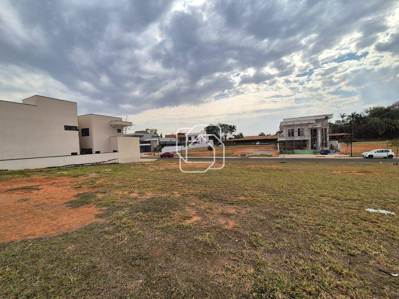 Terreno à venda em Indaiatuba - SP - Jardim Villa Sapezal: Visão geral do terreno