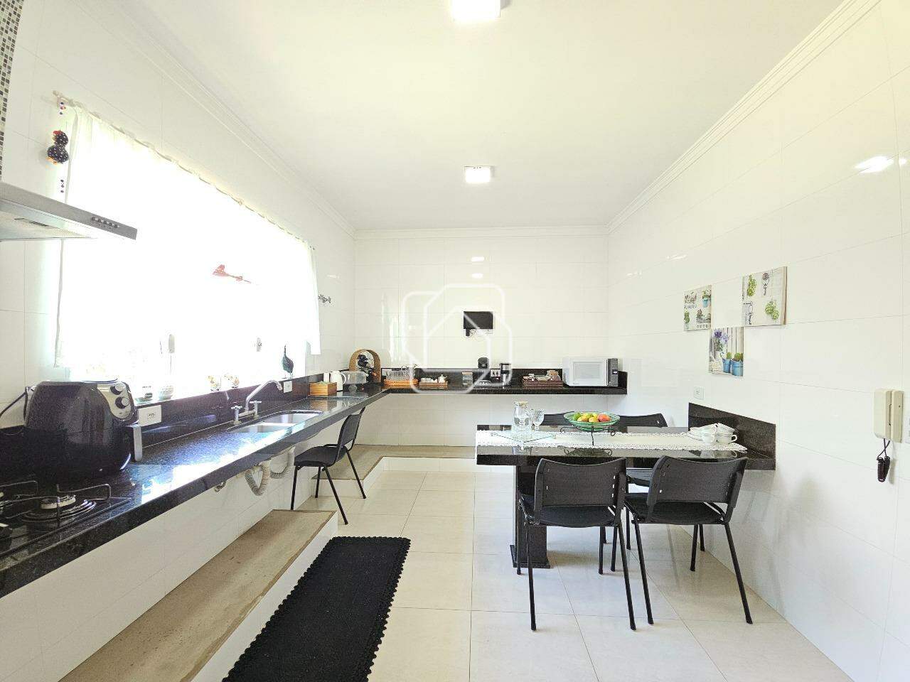 Casa de Condomínio à venda em Indaiatuba - SP - Colinas do Mosteiro de Itaici: Cozinha