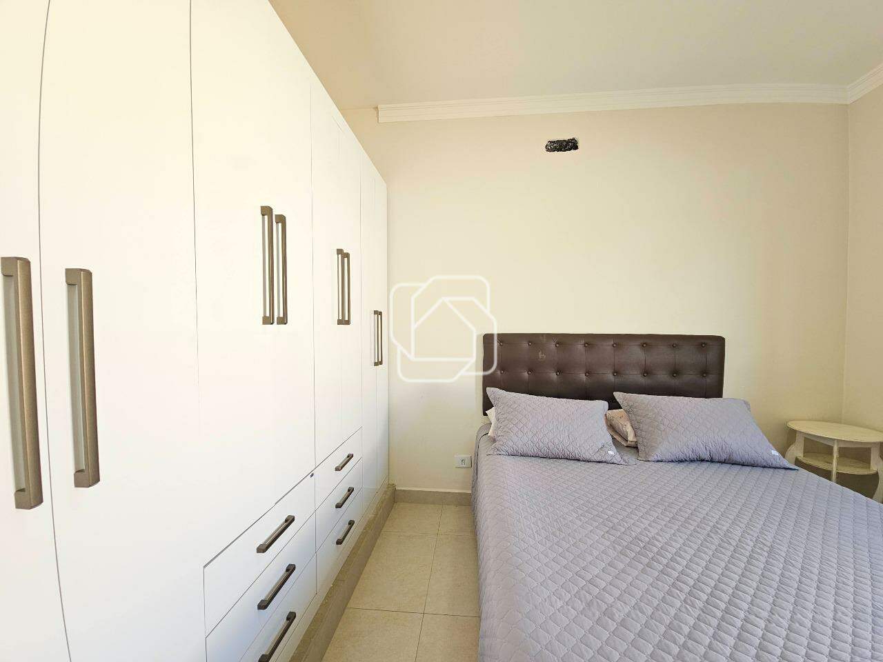 Casa de Condomínio à venda em Indaiatuba - SP - Colinas do Mosteiro de Itaici: Dormitório