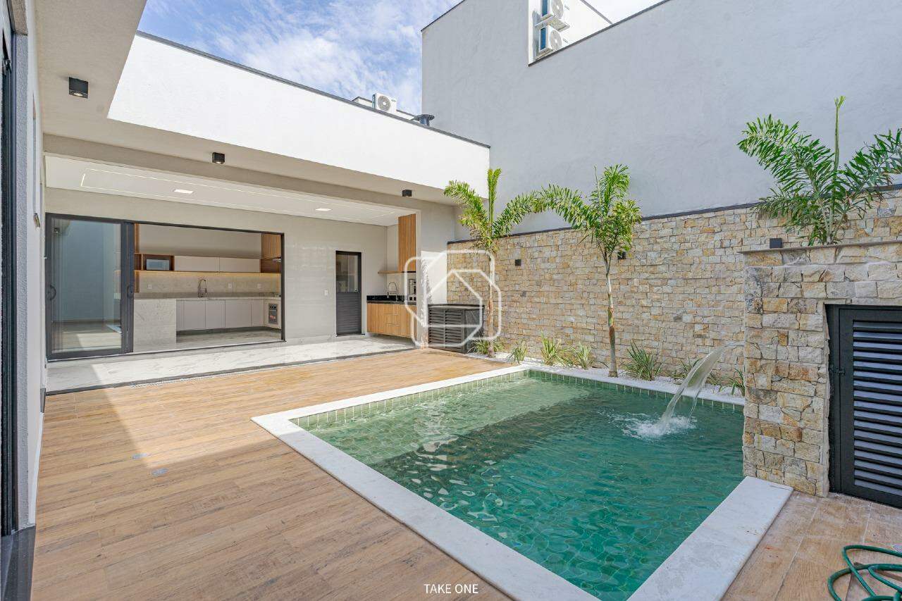 Casa de Condomínio à venda em Indaiatuba - SP - Residencial London Park: Área da piscina