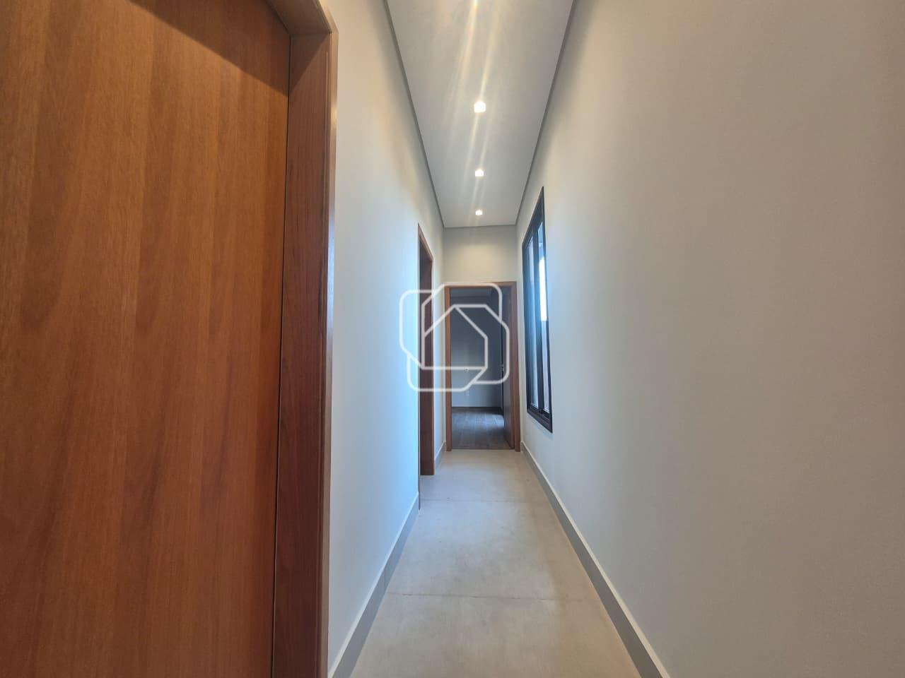 Casa de Condomínio à venda em Indaiatuba - SP - Jardim Residencial Dona Maria Cândida: Corredor