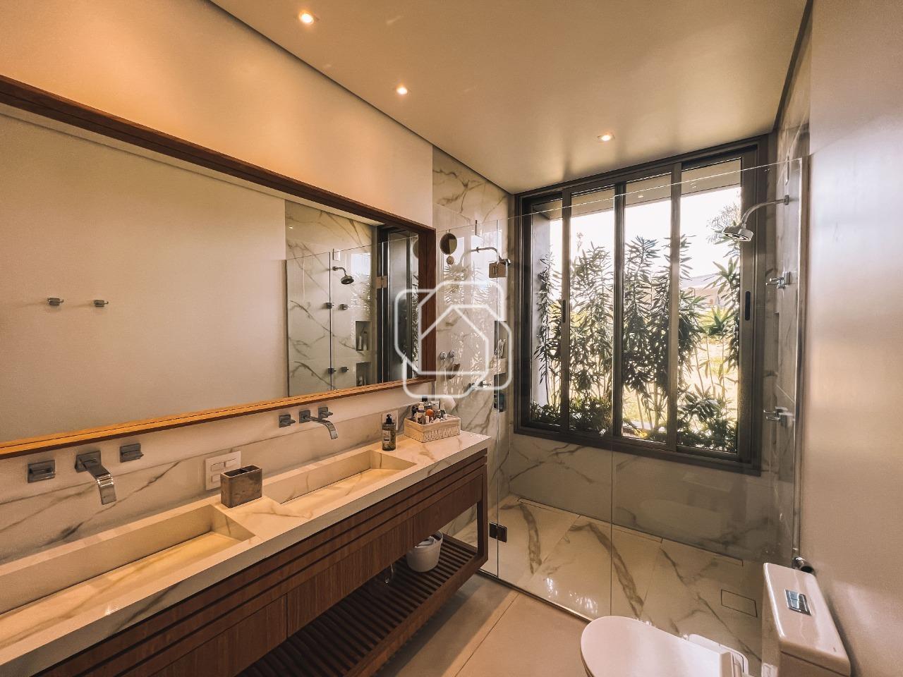 Casa de Condomínio para aluguel em Itu - SP - Condomínio Terras de São José: Banheiro