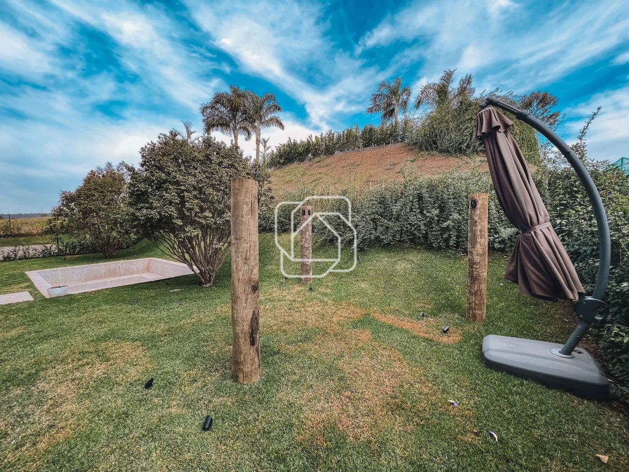 Casa de Condomínio para aluguel em Itu - SP - Condomínio Terras de São José: Fire pit, paisagismo