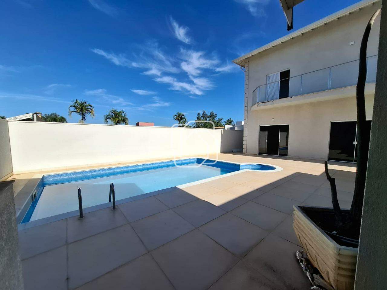 Casa de Condomínio à venda em Indaiatuba - SP - Villa Borghese: Área da piscina 