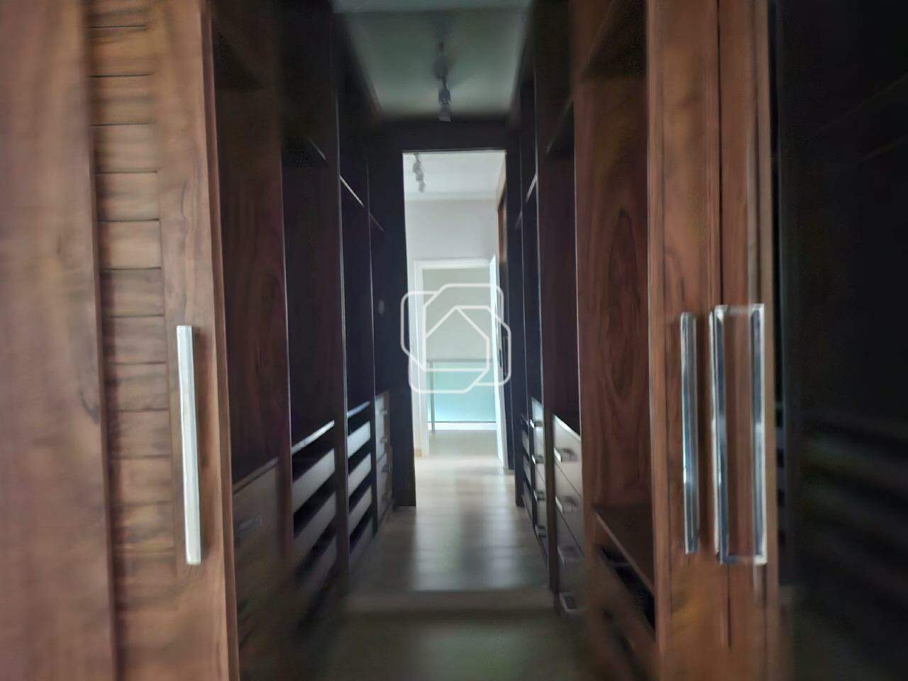 Casa de Condomínio à venda em Indaiatuba - SP - Villa Borghese: Closet