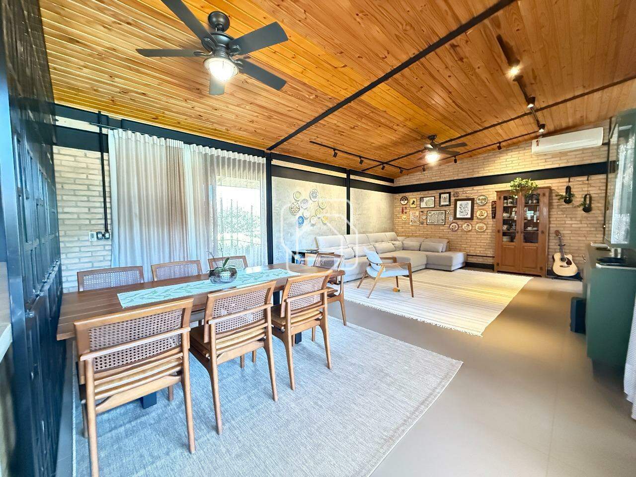 Casa de Condomínio à venda em Salto - SP - Residencial Primavera: