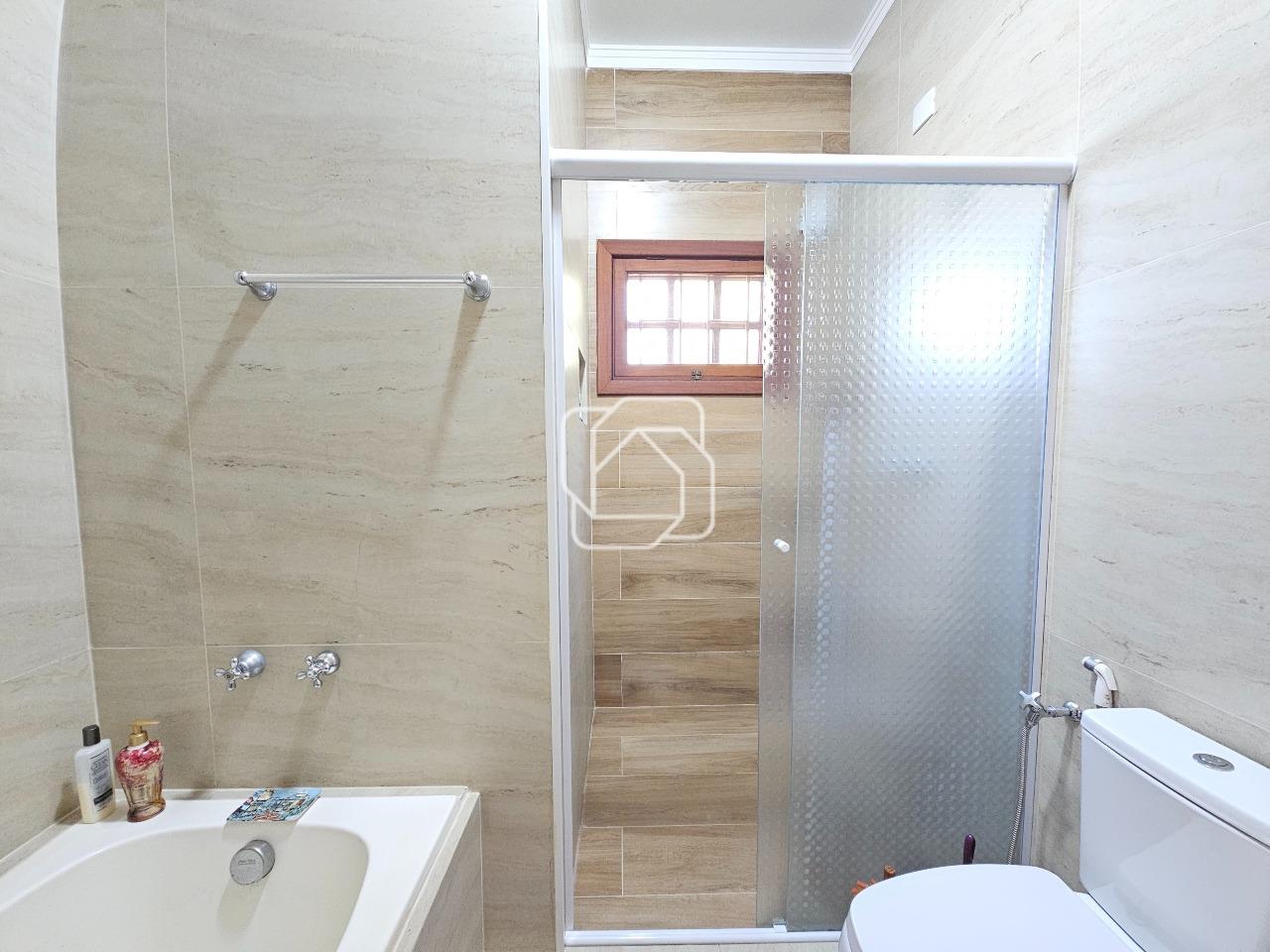 Casa de Condomínio à venda em Indaiatuba - SP - Colinas do Mosteiro de Itaici: Banheiro