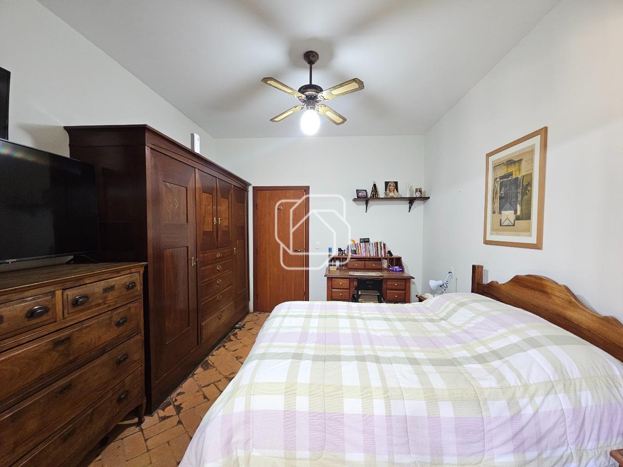 Casa de Condomínio à venda em Indaiatuba - SP - Colinas do Mosteiro de Itaici: Dormitório