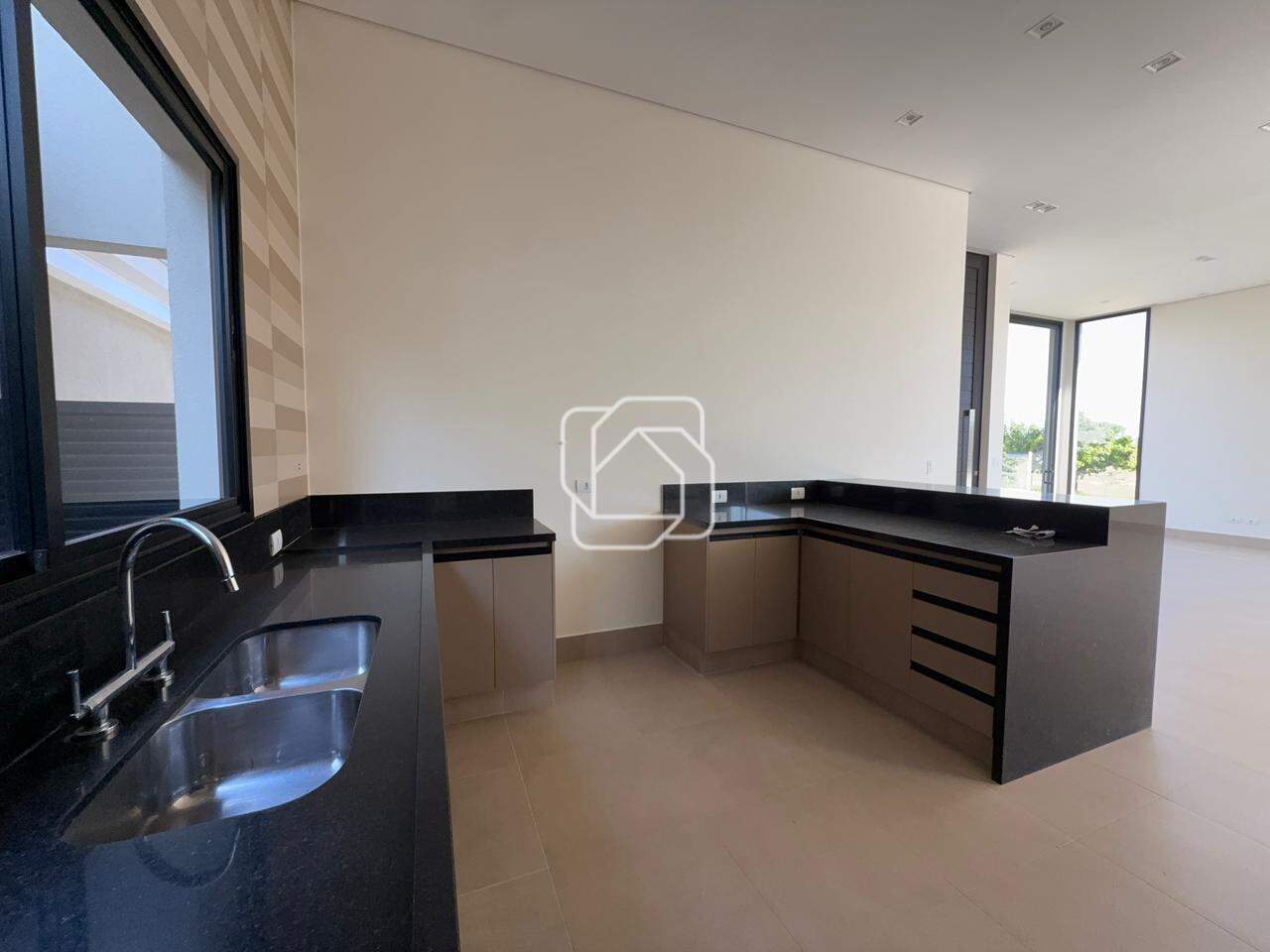 Casa de Condomínio à venda em Itu - SP - Condomínio Villas do Golfe: Área integrada