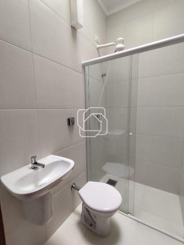 Casa de Condomínio à venda em Itu - SP - Condomínio Villas do Golfe: Banheiro
