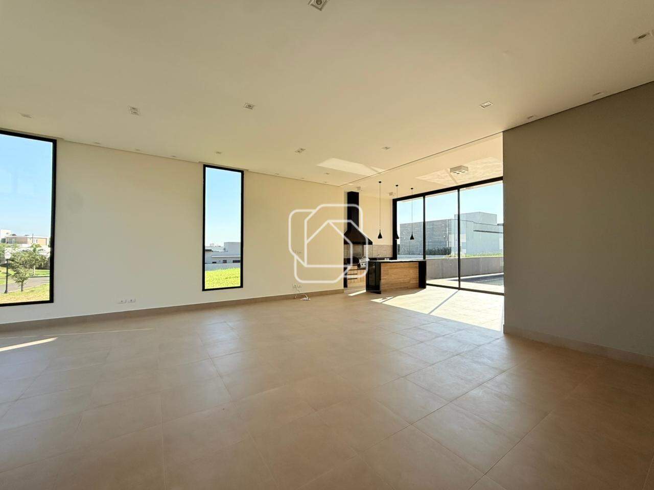 Casa de Condomínio à venda em Itu - SP - Condomínio Villas do Golfe: Área integrada