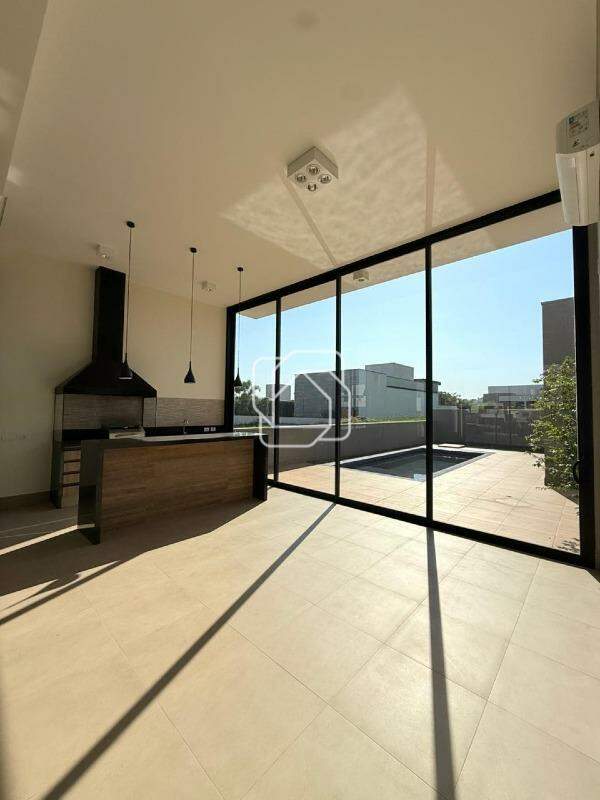Casa de Condomínio à venda em Itu - SP - Condomínio Villas do Golfe: Área integrada