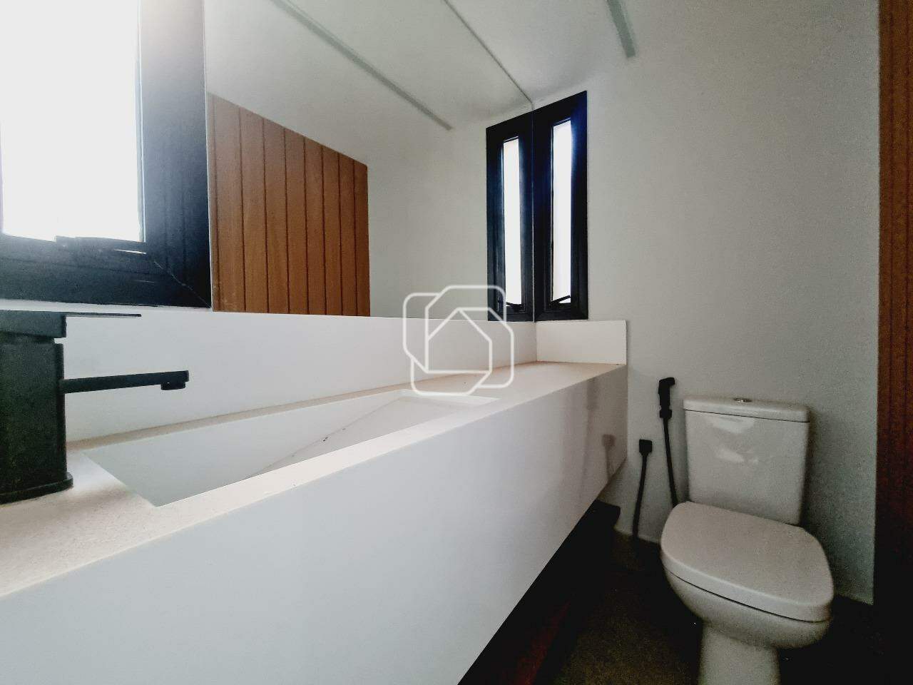 Casa de Condomínio à venda em Indaiatuba - SP - Jardim Vila Paradiso: Lavabo