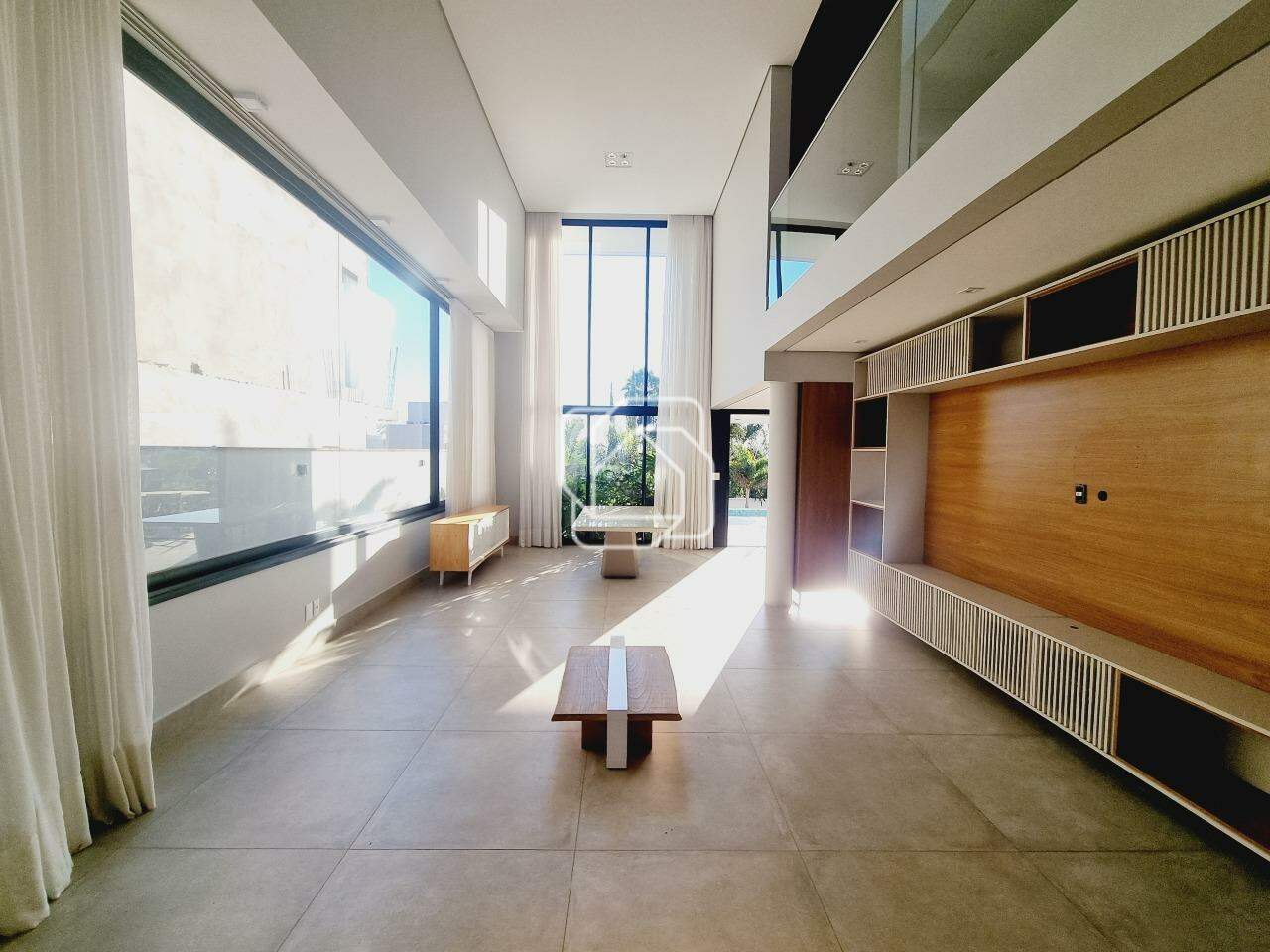 Casa de Condomínio à venda em Indaiatuba - SP - Jardim Vila Paradiso: Sala de estar