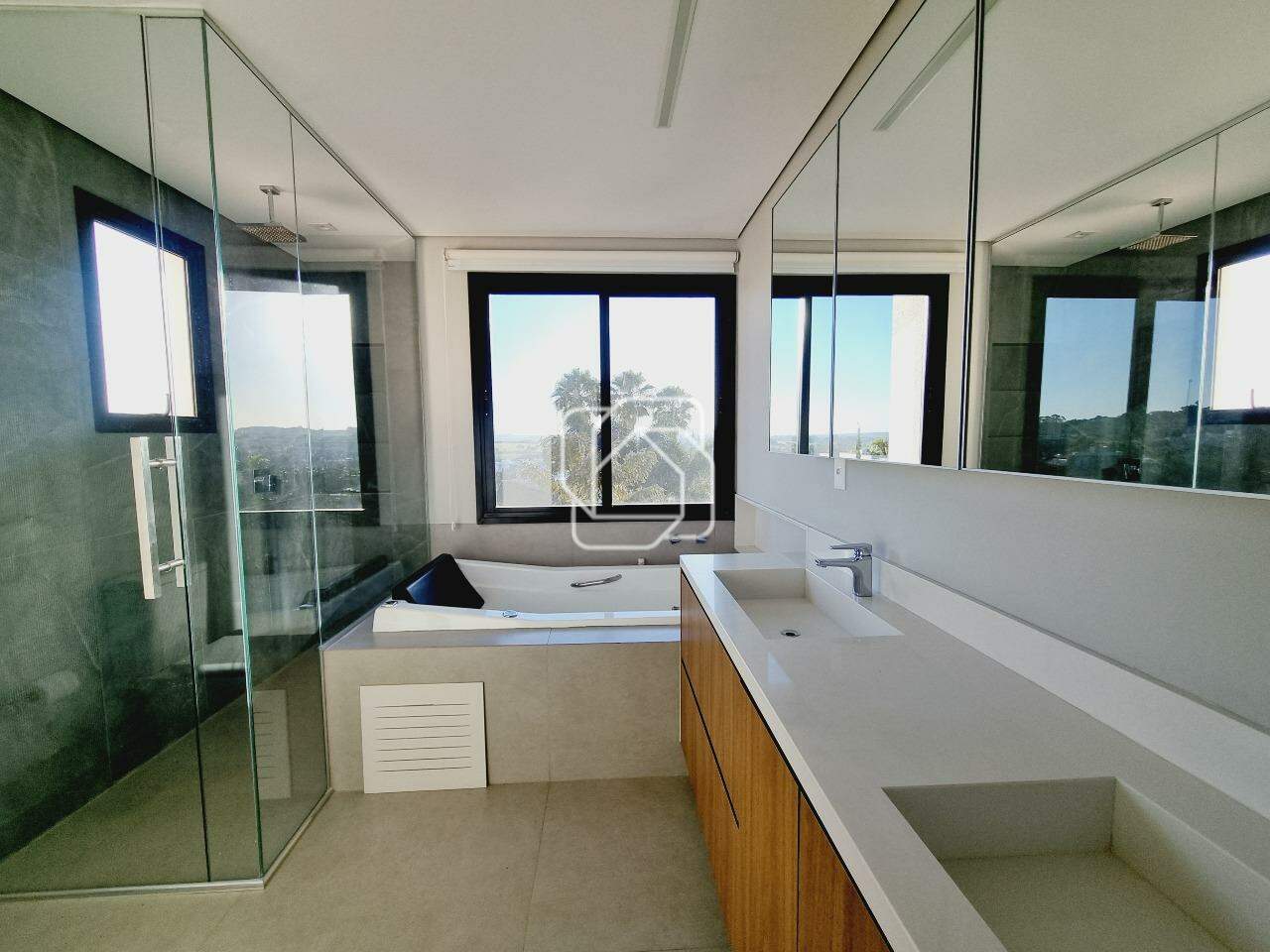 Casa de Condomínio à venda em Indaiatuba - SP - Jardim Vila Paradiso: Banheiro