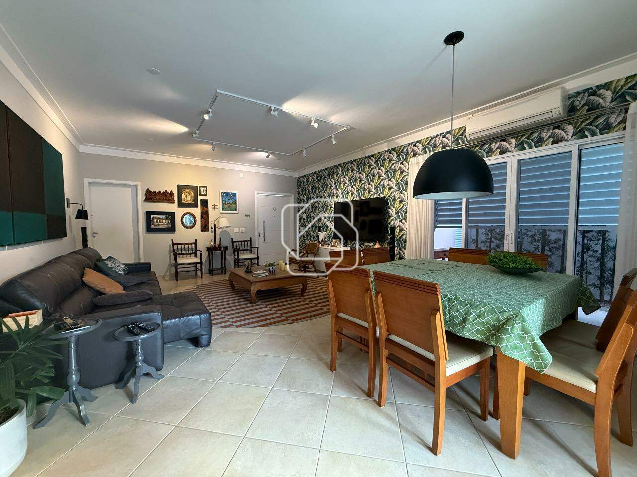 Casa de Condomínio à venda em Indaiatuba - SP - Jardim Residencial Santa Clara: Ambientes integrados