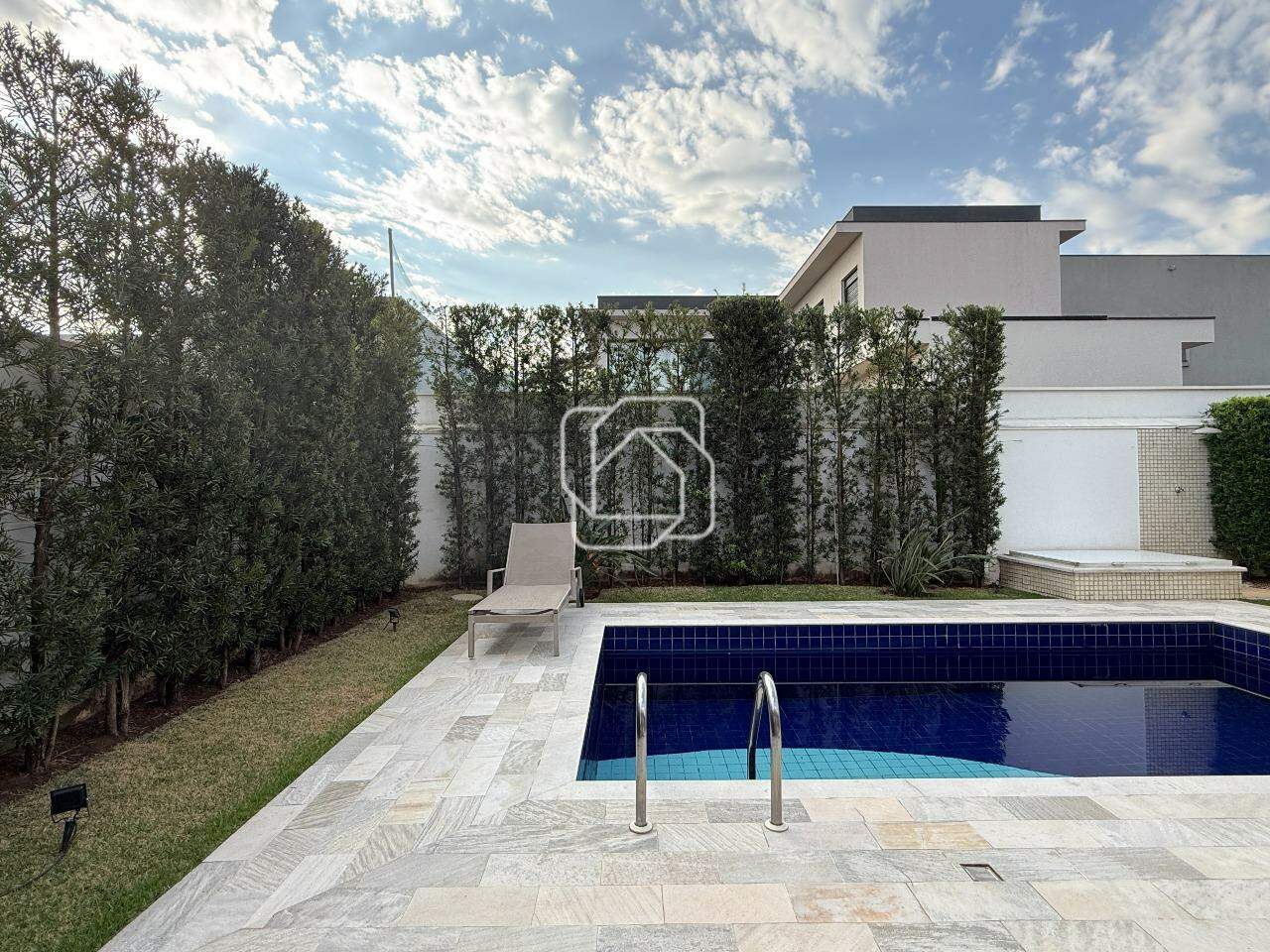 Casa de Condomínio à venda em Indaiatuba - SP - Jardim Residencial Santa Clara: Área da piscina