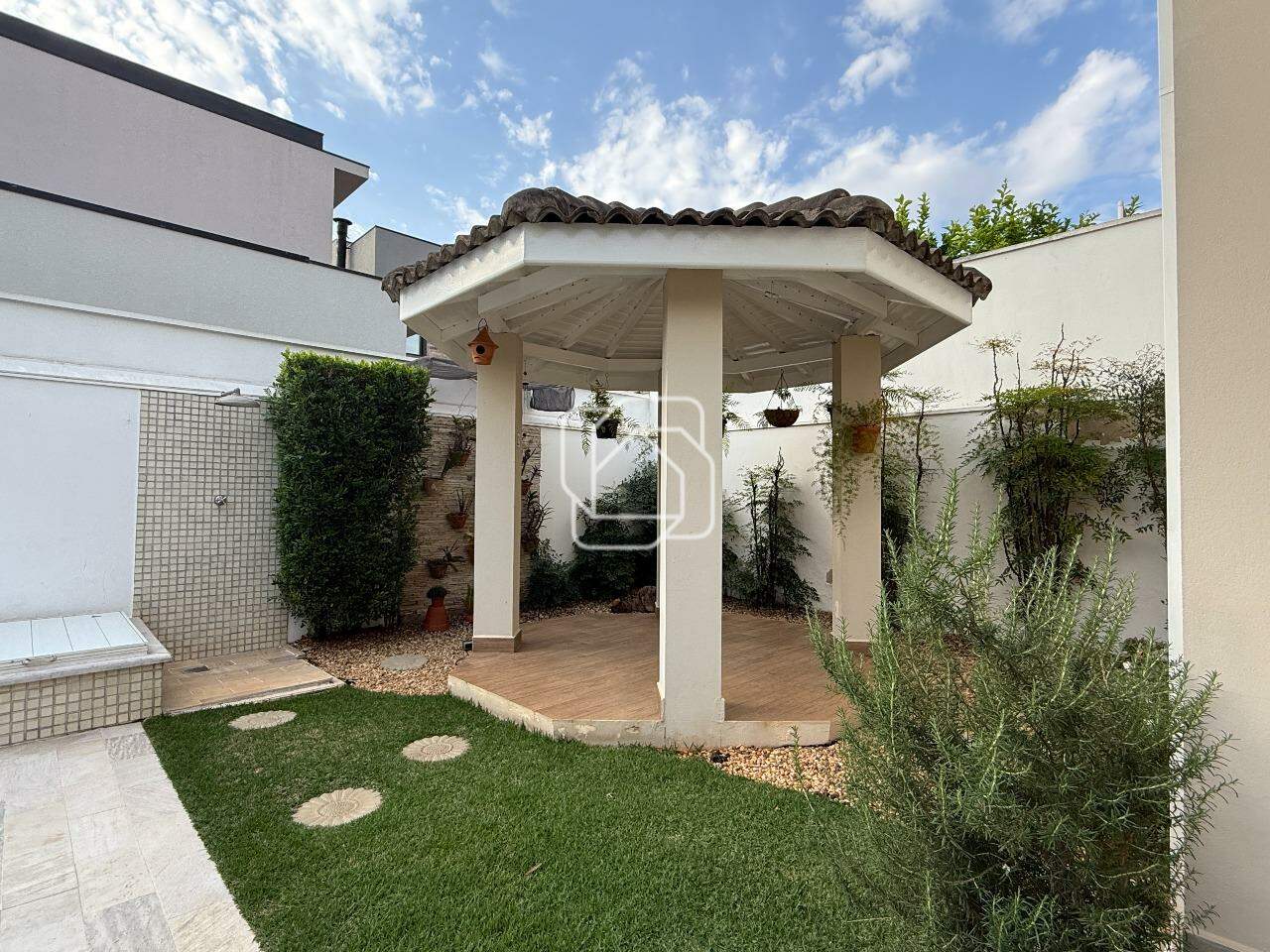 Casa de Condomínio à venda em Indaiatuba - SP - Jardim Residencial Santa Clara: Área externa