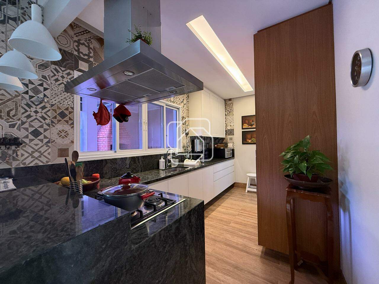 Casa de Condomínio à venda em Indaiatuba - SP - Jardim Residencial Santa Clara: Cozinha