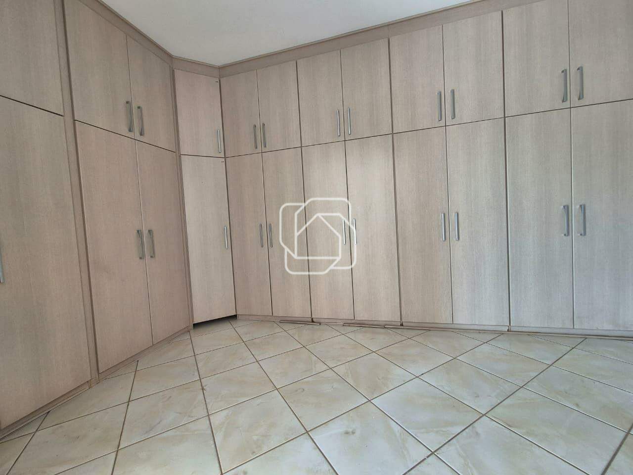 Casa de Condomínio à venda em Indaiatuba - SP - Vila Borghese: 