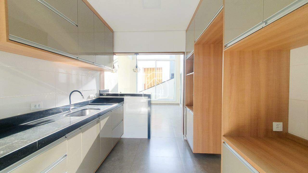 Casa de Condomínio para aluguel em Itu - SP - Condomínio Gardenville: