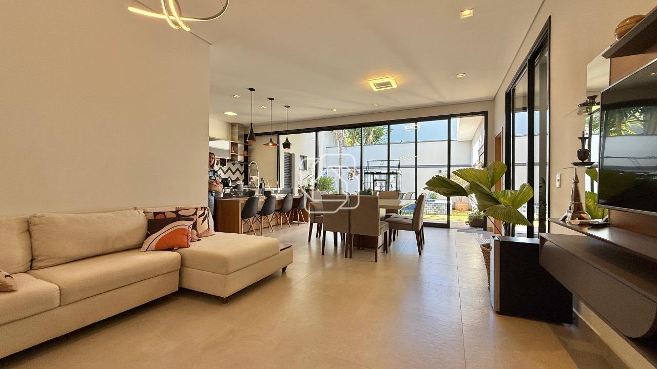 Casa de Condomínio à venda em Indaiatuba - SP - Jardim Residencial Dona Maria José: Sala de estar