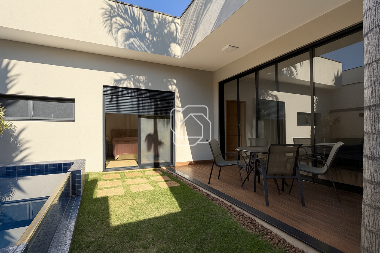 Casa de Condomínio à venda em Indaiatuba - SP - Jardim Residencial Dona Maria José: Área externa