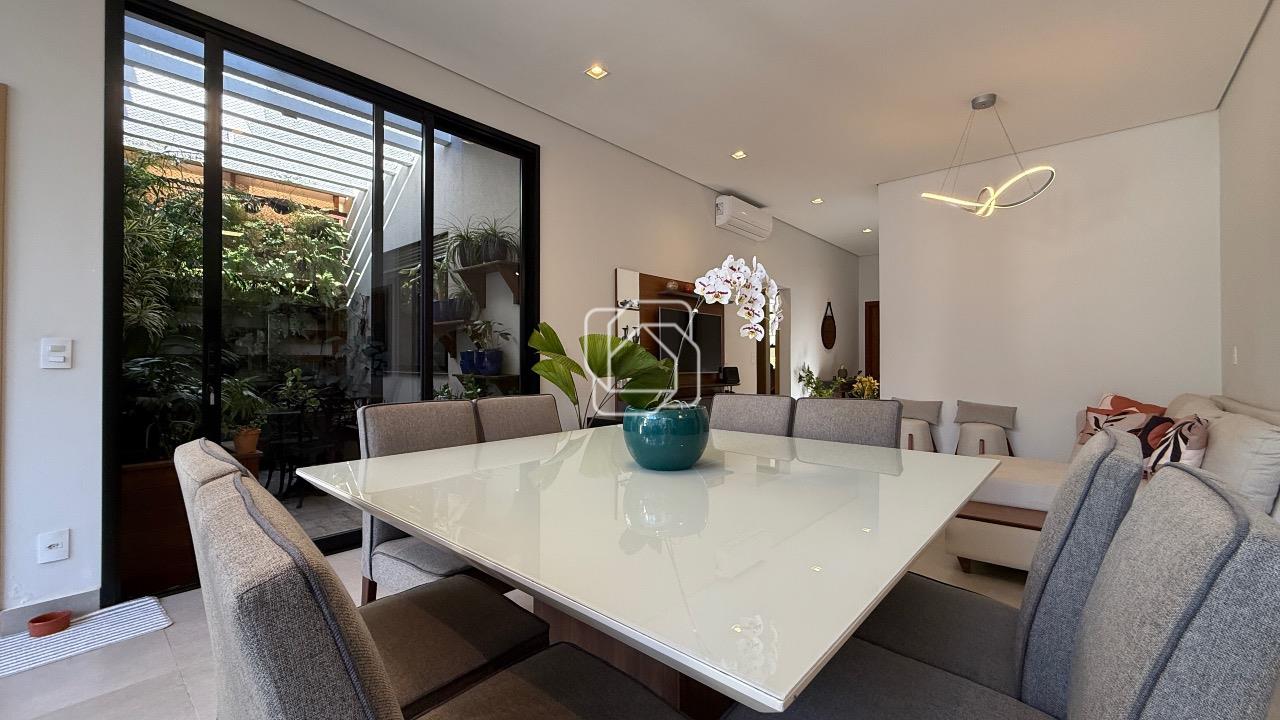 Casa de Condomínio à venda em Indaiatuba - SP - Jardim Residencial Dona Maria José: Sala de jantar