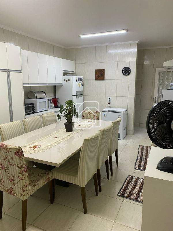 Casa para aluguel em Indaiatuba - SP - Centro: cozinha