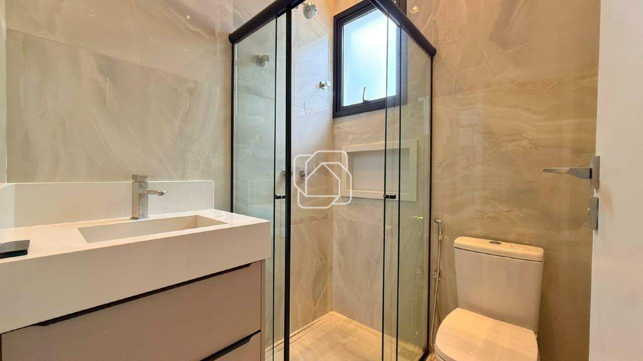 Casa de Condomínio à venda em Indaiatuba - SP - Residencial Duas Marias: Banheiro