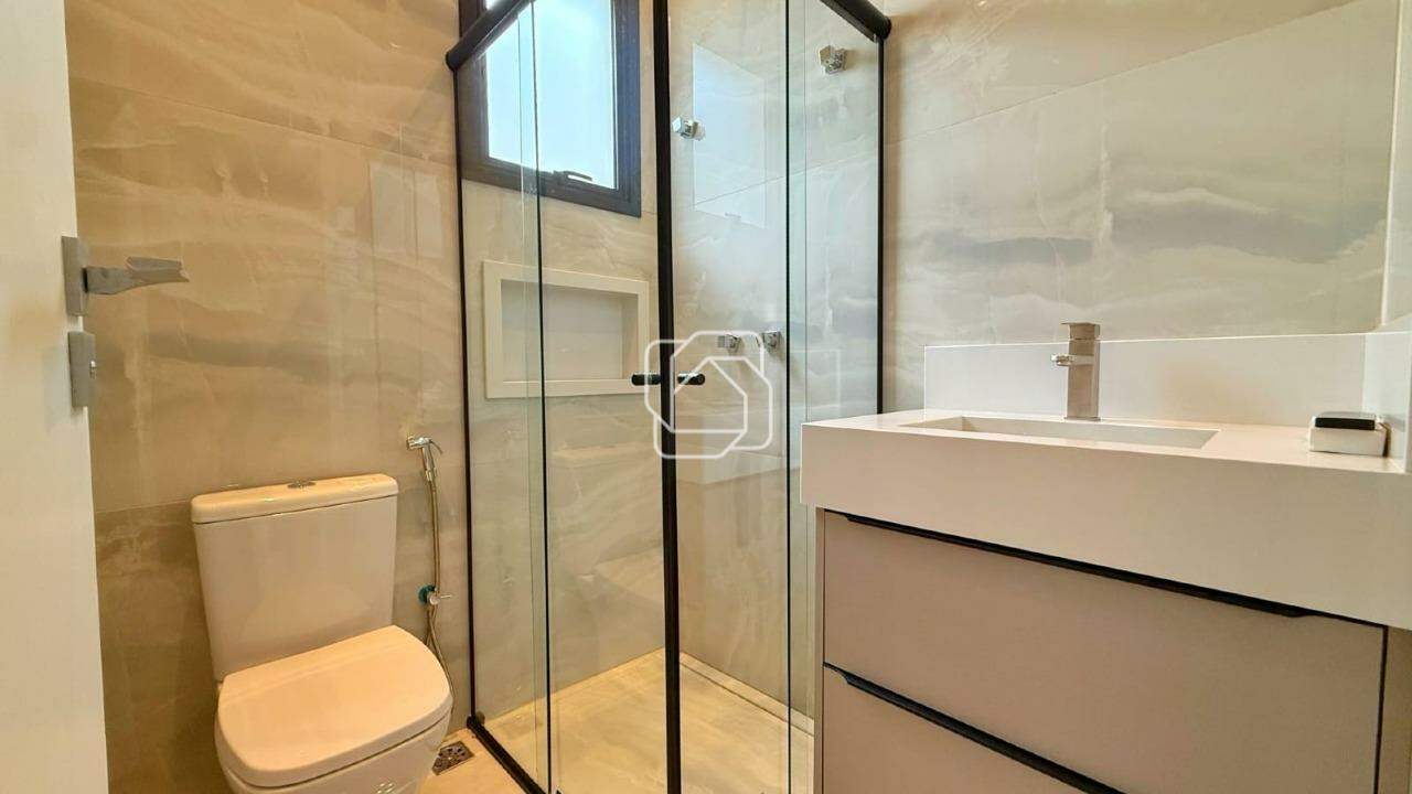Casa de Condomínio à venda em Indaiatuba - SP - Residencial Duas Marias: Banheiro