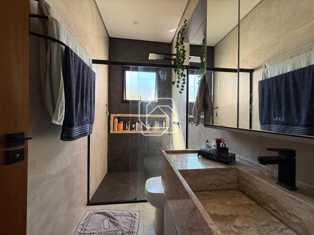 Casa de Condomínio à venda em Indaiatuba - SP - Jardim Residencial Dona Maria José: Banheiro