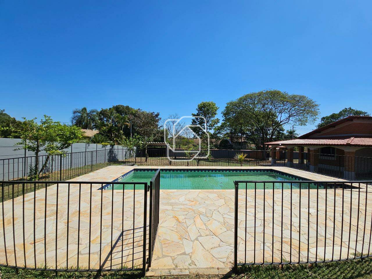Casa de Condomínio à venda em Indaiatuba - SP - Vale das Laranjeiras: Área da piscina