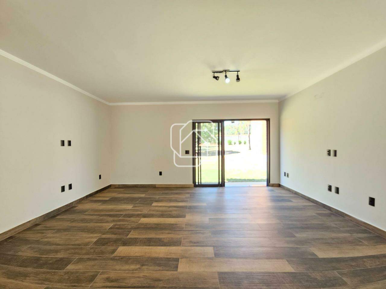 Casa de Condomínio à venda em Indaiatuba - SP - Vale das Laranjeiras: Ambientes integrados