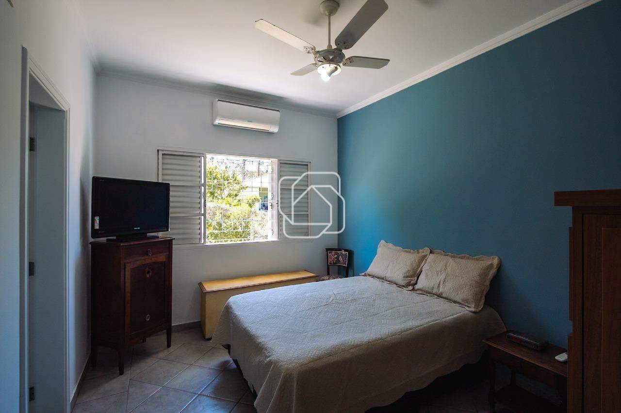 Casa de Condomínio à venda em Indaiatuba - SP - Vale das Laranjeiras: Dormitório