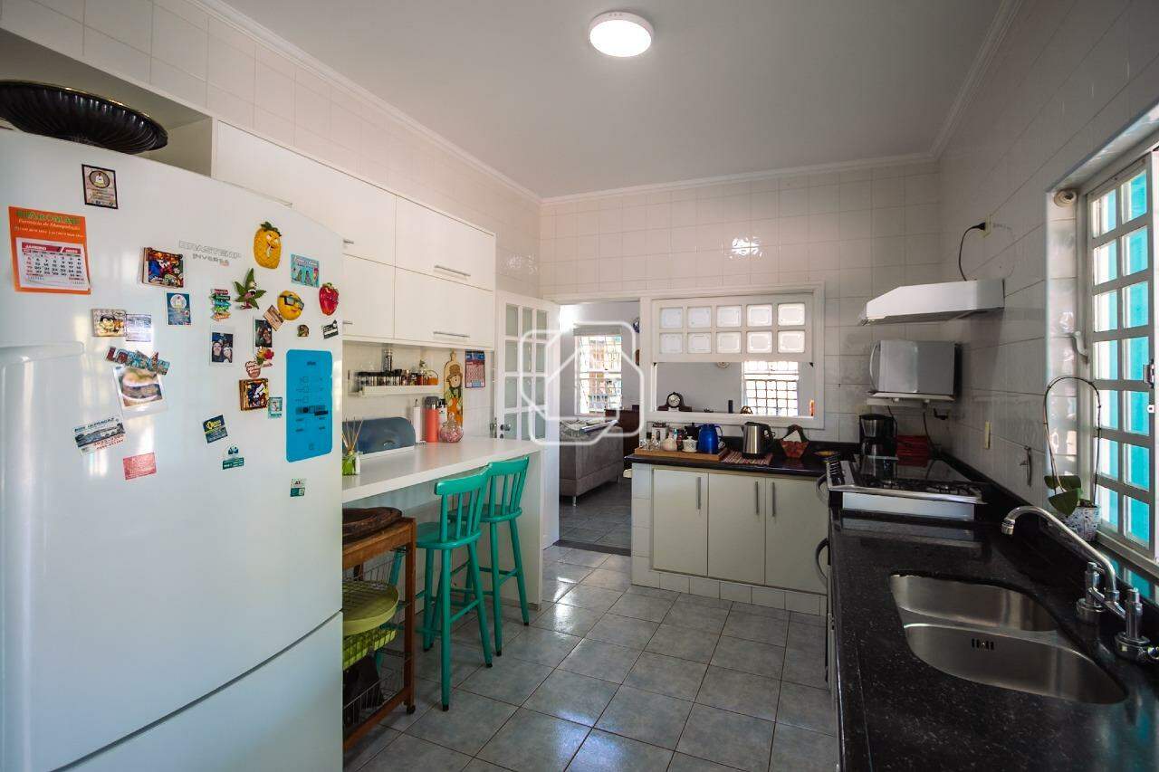 Casa de Condomínio à venda em Indaiatuba - SP - Vale das Laranjeiras: Cozinha