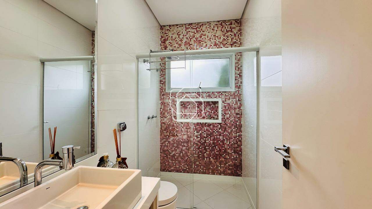 Casa de Condomínio à venda em Indaiatuba - SP - Jardim Vila Paradiso: Banheiro