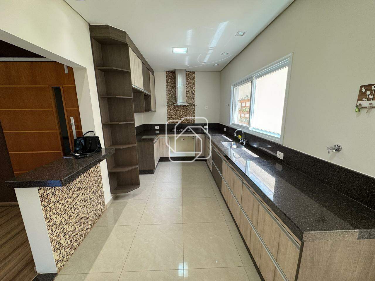 Casa de Condomínio à venda em Salto - SP - Residencial Costa das Areias II: