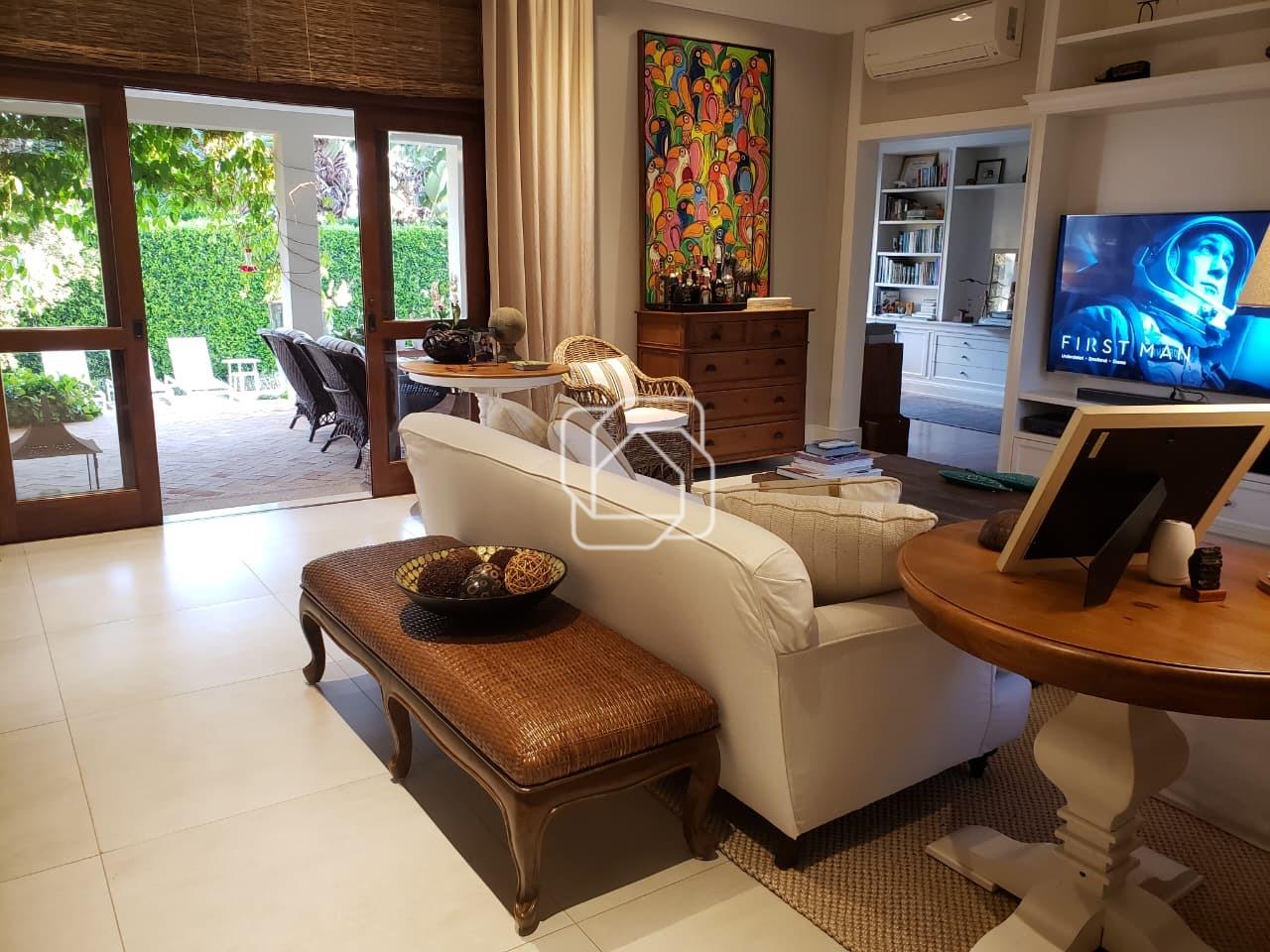 Casa de Condomínio à venda em Indaiatuba - SP - Jardim Residencial Santa Clara: Sala de estar