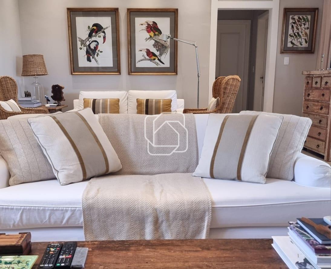 Casa de Condomínio à venda em Indaiatuba - SP - Jardim Residencial Santa Clara: Sala de estar