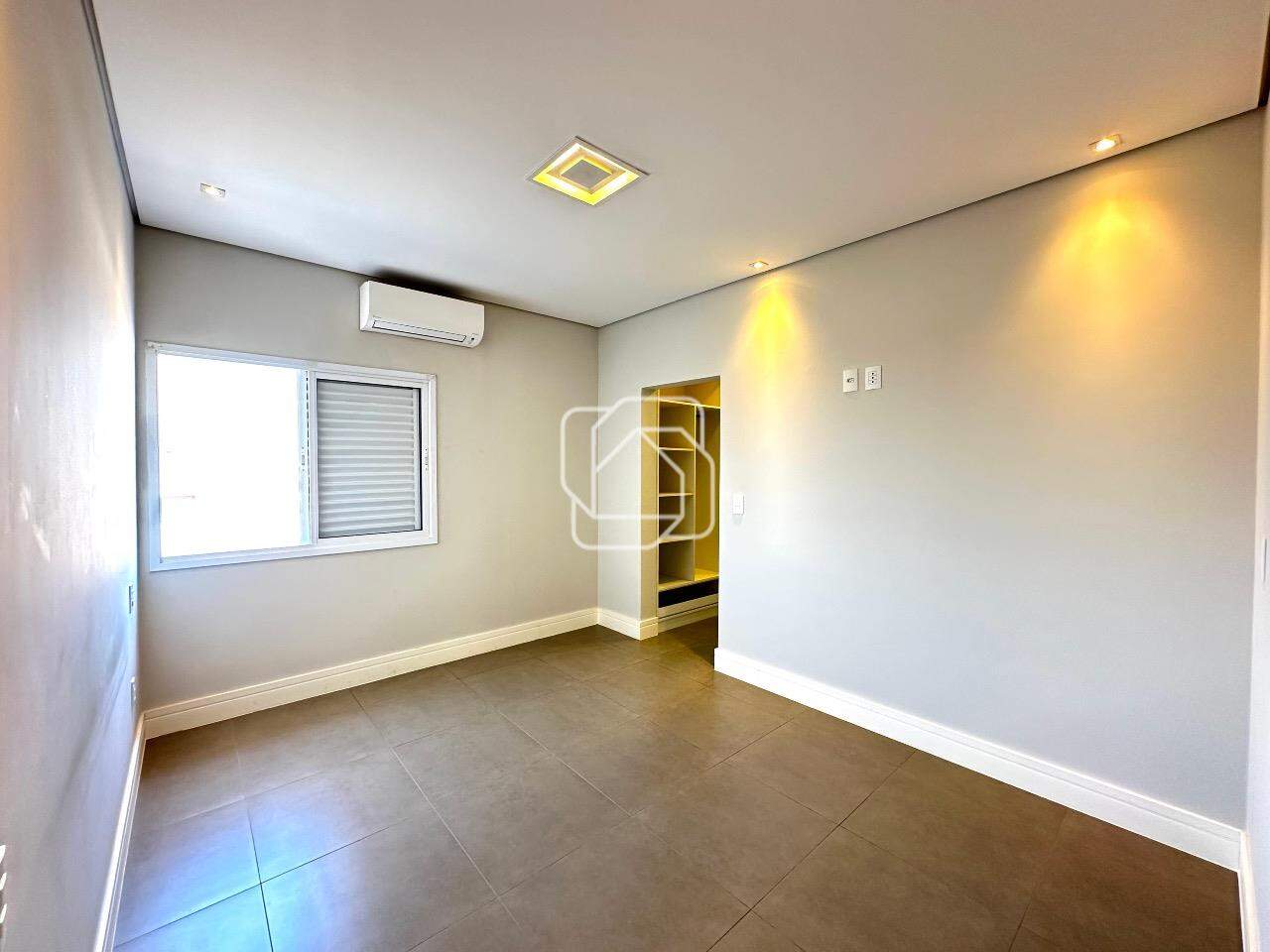 Casa de Condomínio à venda em Salto - SP - Residencial Central Parque: