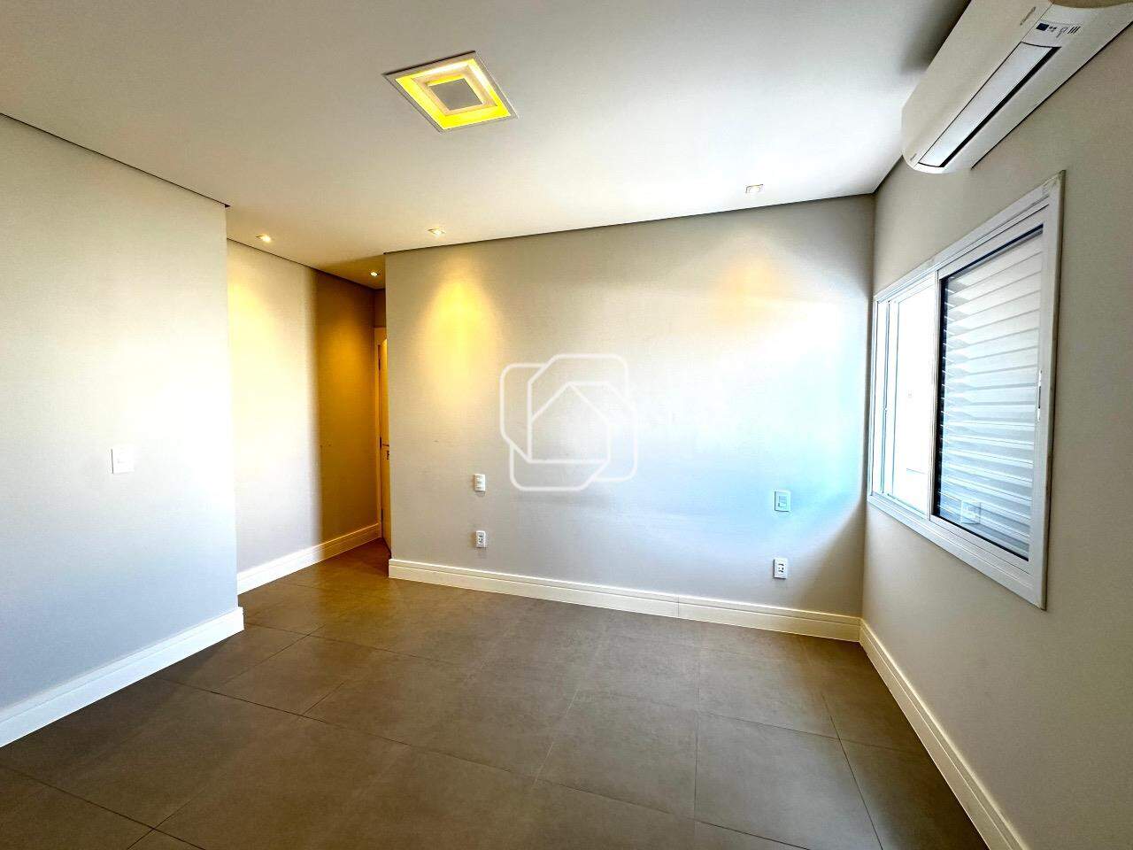 Casa de Condomínio à venda em Salto - SP - Residencial Central Parque: