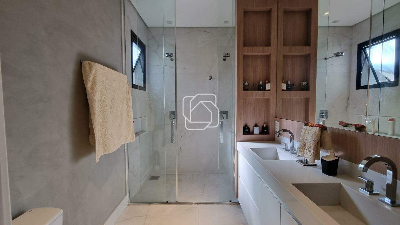 Casa de Condomínio para aluguel em Indaiatuba - SP - Residencial Duas Marias: WC Suíte Master