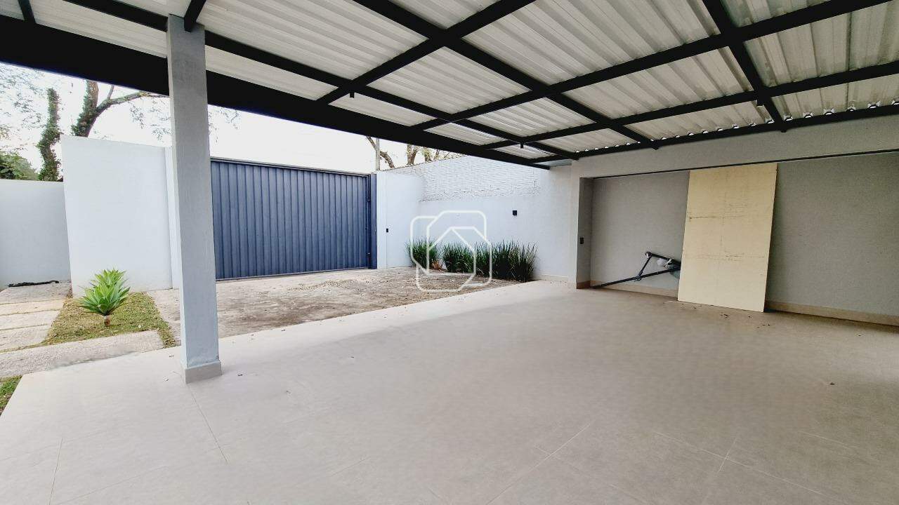Chácara para aluguel em Indaiatuba - SP - Parque das Bandeiras: Garagem