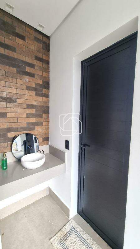 Chácara para aluguel em Indaiatuba - SP - Parque das Bandeiras: WC Externo