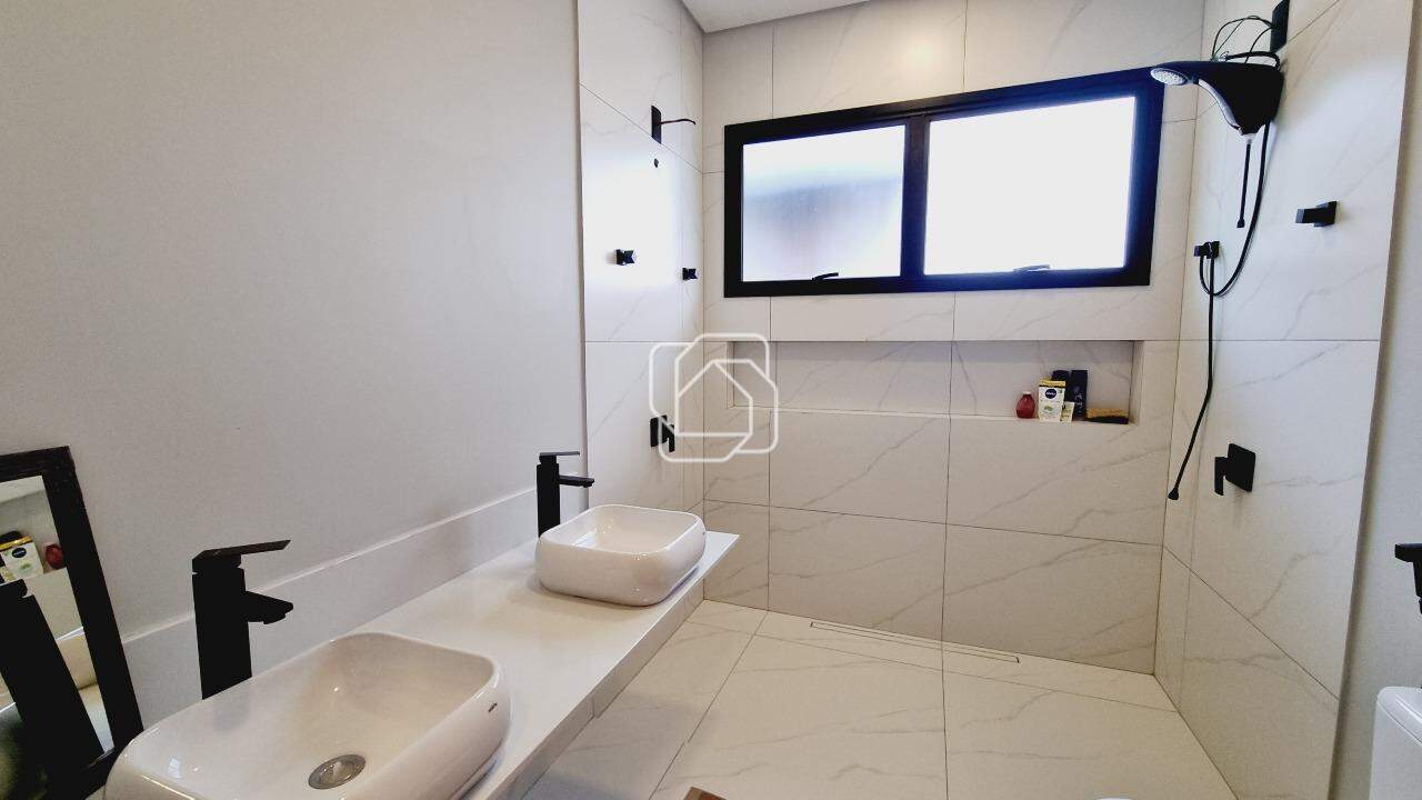 Chácara para aluguel em Indaiatuba - SP - Parque das Bandeiras: WC Suite