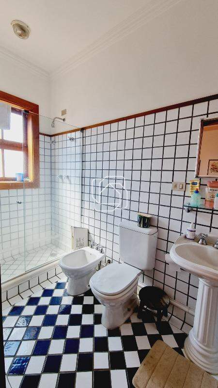 Casa de Condomínio para aluguel em Indaiatuba - SP - Lagos de Shanadu: WC Suite 3