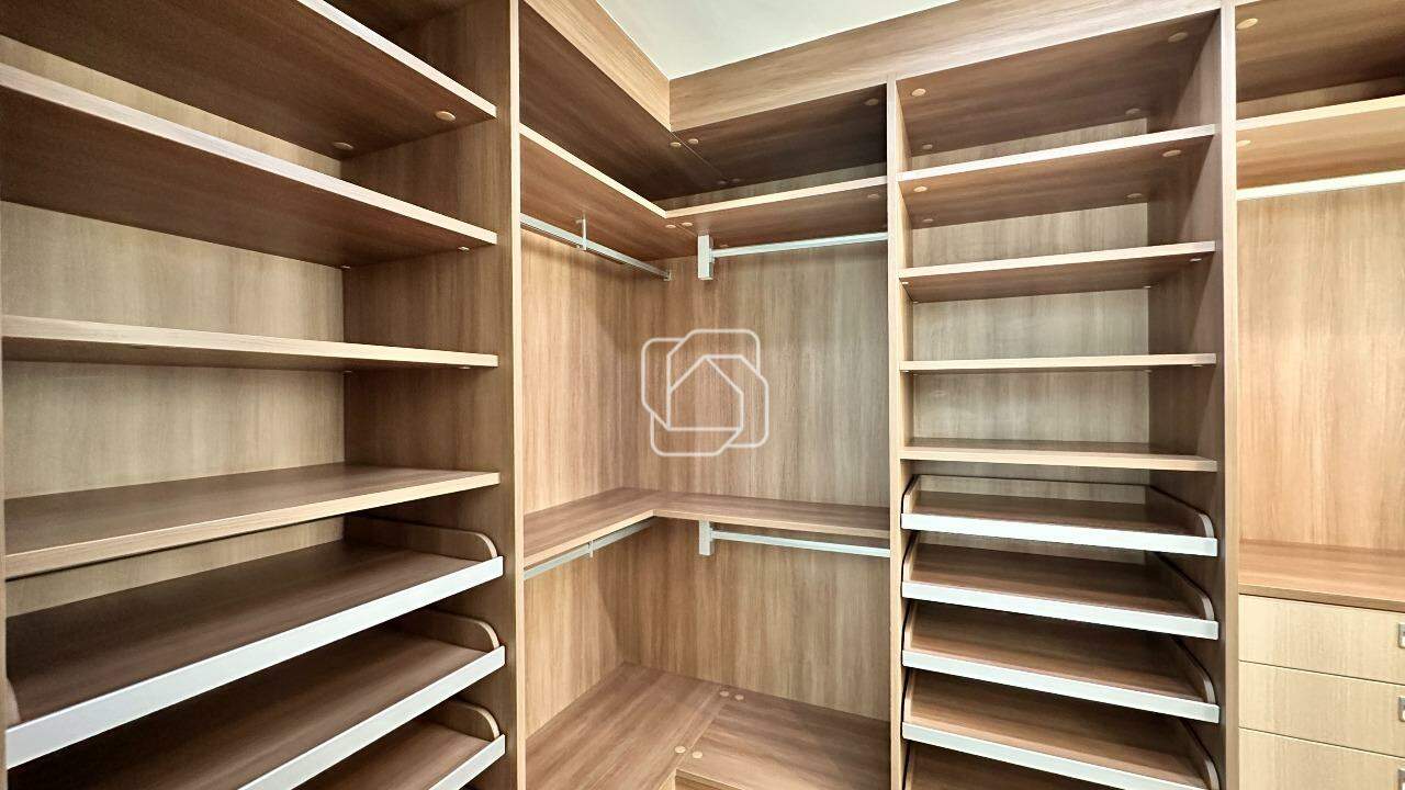 Casa de Condomínio à venda em Indaiatuba - SP - Helvetia Park: Closet